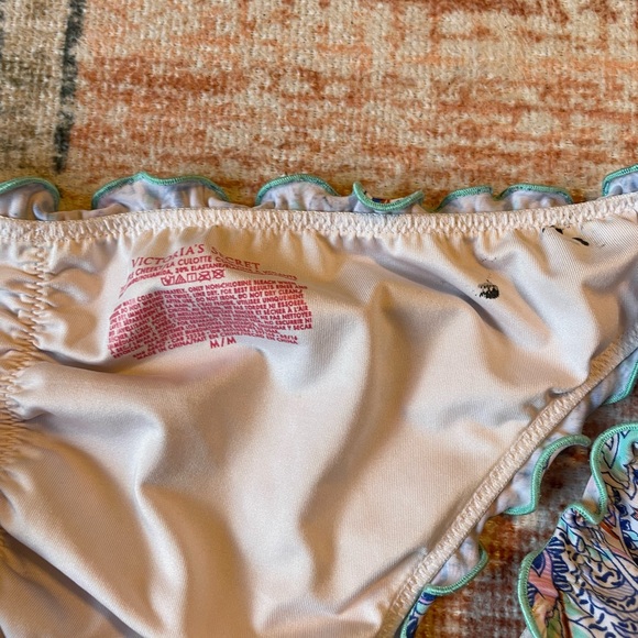 Victoria secret bikini - Picture 6 of 6